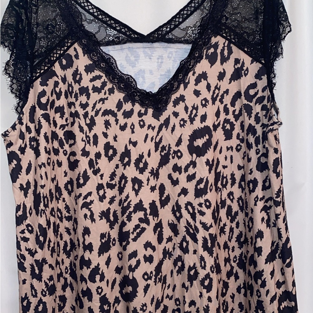 Leopard Print Lace Trim Top
